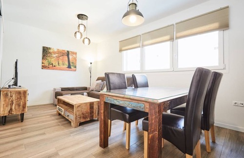 Adelfas House | 80 m² House ∙ 2 bedrooms ∙ 2 guests