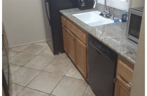 Palm Desert Condo | 80+ TEN STAR REVIEWS!