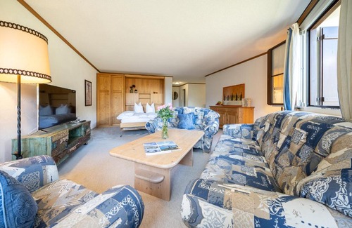 Vulpera Apartment | 8001 Gemuetliche 2,5-Zimmer-Wohnung mit wunderschoenem Ausblick Richtung Scuol