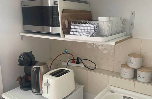 Perth Central Business District Apartment | 806 Deluxe Delight Concert Hall CBD Studio for 2