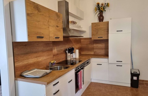 Traiskirchen House | 80m2 Holiday Home on a Farm south of Vienna