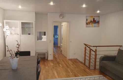 Altperlach Apartment | 80m2 ruhige 3 Zimmer Duplexwohnung mit schönem Garten in Altperlach