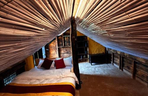 Nagarjun House | 80s House