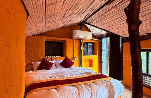 Nagarjun House | 80s House