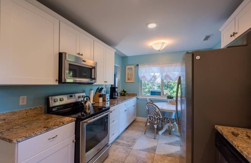 Lawton Woods House | 81 Lawton - Bike to the Beach! 3 Bedroom Sea Pines Home