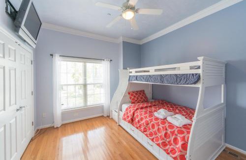 Waters Edge House | 81 Waters Edge