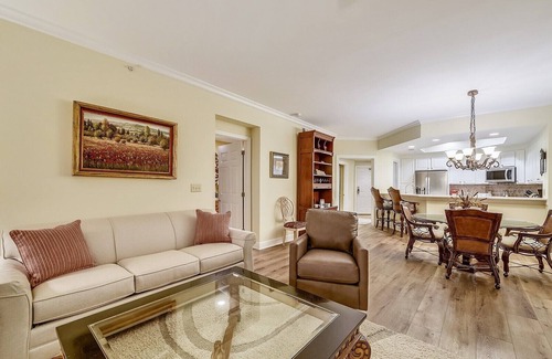 Palmetto Dunes Villa | 8133 Wendover Dunes ~ Large Screened Porch! Less than 5 Minute Walk to Beach!