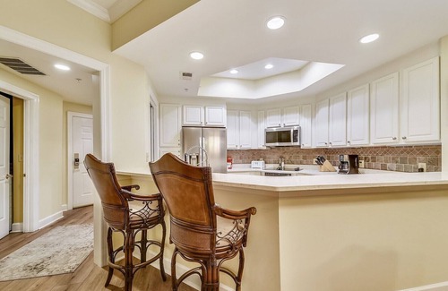 Palmetto Dunes Villa | 8133 Wendover Dunes ~ Large Screened Porch! Less than 5 Minute Walk to Beach!