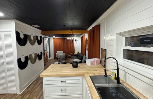 Jackson House | 814 Forrest Retreat