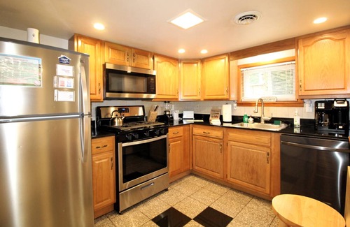 Oneonta Apartment | 82 m² Apartment ∙ 2 bedrooms ∙ 4 guests