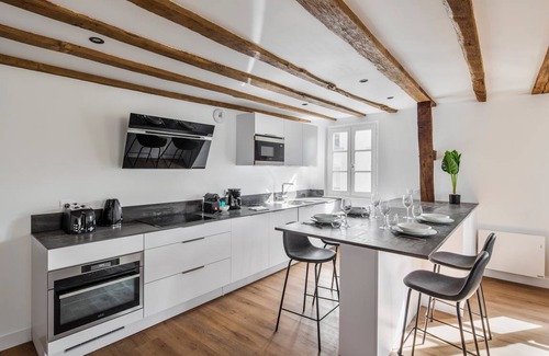 Dinan - Saint-Malo Apartment | 82 m² Apartment ∙ 2 bedrooms ∙ 6 guests