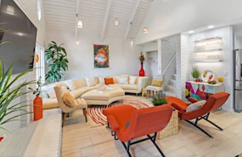 Brunswick House | 82 Palms~Gorgeous Waterfront Home