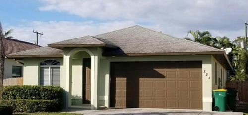Naples Park House | 823 104th ave. N. Naples