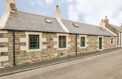 Buckie Cottage | 83 Seatown