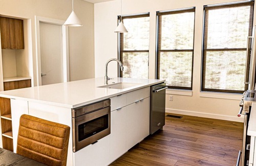 Bozeman House | 83A Bridger Bowl Luxury Condo