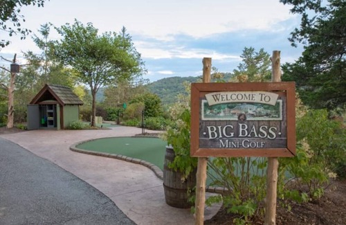 Big Cedars Condo | 84 m² Condo ∙ 1 bedroom ∙ 4 guests