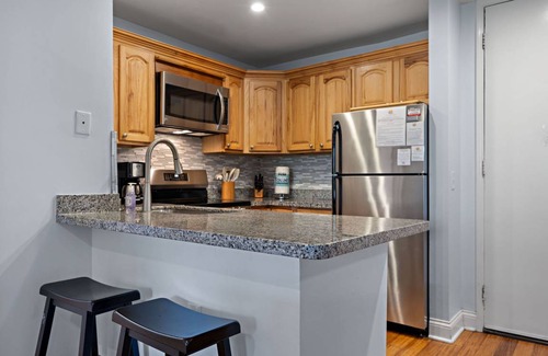 Townsite Condo | 84 m² Condo ∙ 1 bedroom ∙ 4 guests