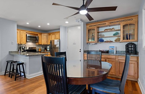 Townsite Condo | 84 m² Condo ∙ 1 bedroom ∙ 4 guests