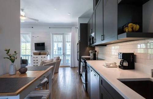 Rosemary Beach Apartment | 84 Wiggle Lane | Studio-Carriage House Perfect Location!