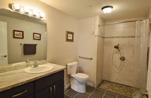 Paradise Valley Apartment | 8401 - New, safe 7min to SFO spacious 2bd 2.5 ba. condo, pleasant atmosphere