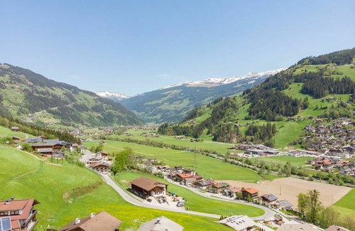 Hippach Apartment | 85 m² Apartment ∙ 2 bedrooms ∙ 7 guests