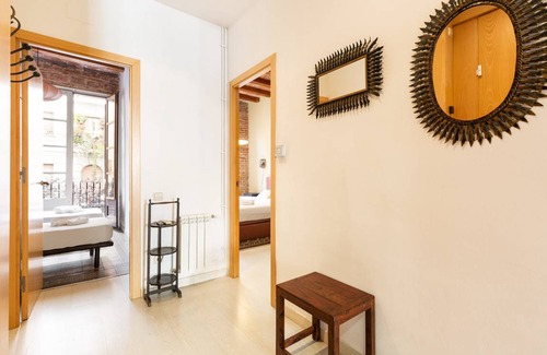 Hostafrancs Apartment | 85 m² Apartment ∙ 2 bedrooms ∙ 5 guests