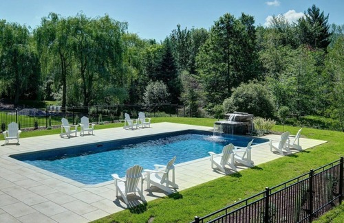 Bromont Apartment | 853 condo in Bromont Vieux Village mountain view