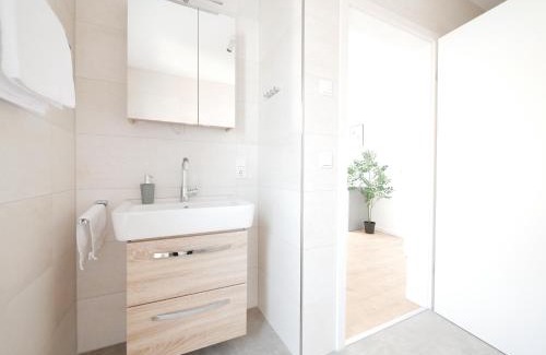 Kernstadt Apartment | 85qm, Parkplatz, zentral, großer Balkon, 2 Bäder