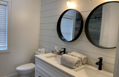 Unorganized Centre Parry Sound Cottage | 87 Maxwell lane Cottage on Deer Lake in South River