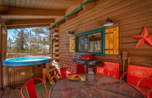 San Juan River Village House | 880 Harman Ave