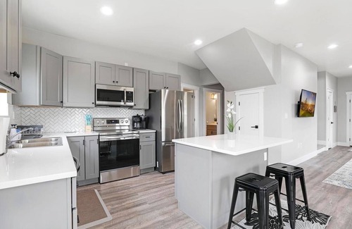 Twin Falls House | 893 Brand new construction 2 level townhome central TF