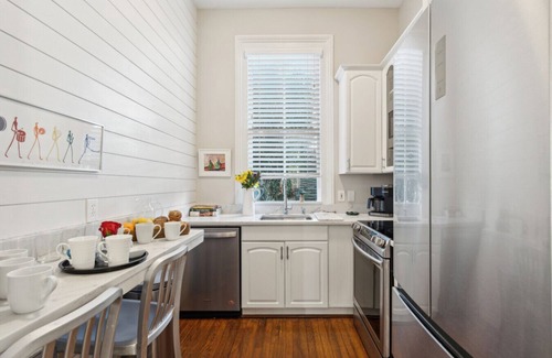 Downtown Charleston House | 8A at Saint Philip Square, One Block to King, Stylish Group Favorite