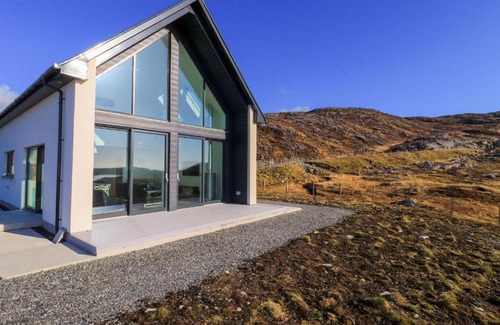 Harris House | 8B Carrigreich