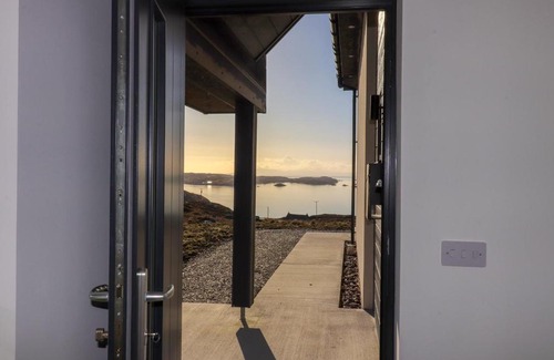 Harris House | 8B Carrigreich