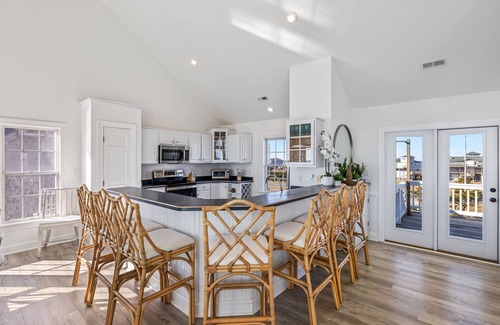 Frisco House | 8BR Oceanfront in OBX with Heated Pool & Hot Tub!
