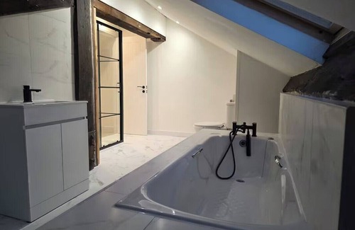 St George's Quarter Apartment | 8Guests-3Bedroom-Tv-Penthouse