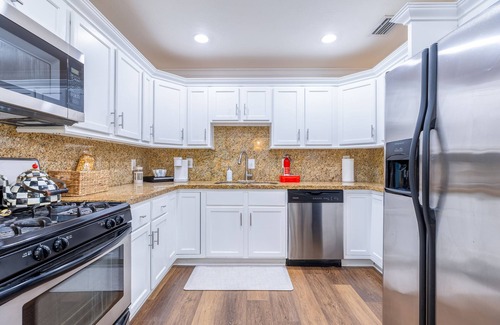 Lake Worth Corridor House | 8Ppl, Close beach, BBQ, Gazebo, Top Location
