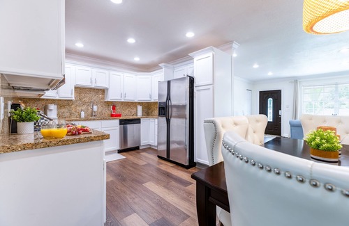 Lake Worth Corridor House | 8Ppl, Close beach, BBQ, Gazebo, Top Location