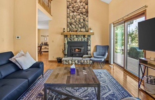Rome House | 8th Haven On Lake Arrowhead Golf Course by Patriot