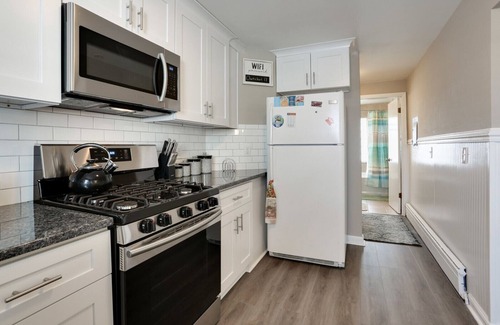 Point Pleasant Beach House | 9 Bds, 3ba, Pool, 14 Badges, AC. One of largest available 2025 & 2026 rates