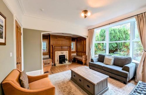 Keswick House | 9 Bed in Keswick SZ238