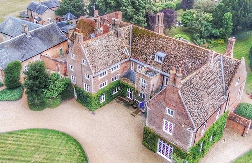 Polebrook Cottage | 9 bedroom accommodation in Hockwold, near Thetford