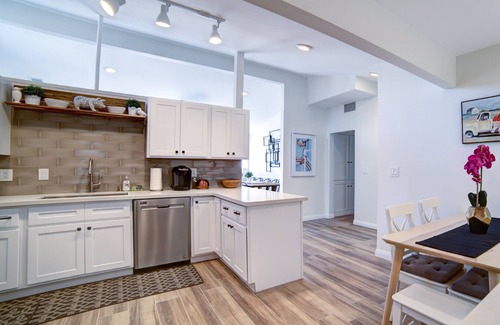 Southwest Anaheim House | 9 Bedroom Disneyland Anaheim Pool Home STAR WARS & FAIRIES Kids rooms! Vacashine