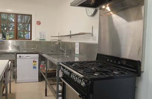 Booroobin Other | 9 Bedroom Guest House - Sleeps 14! Stay 4 nights & pay 3!*nn