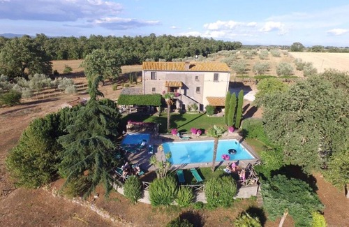 Vitorchiano House | 9 Bedroom Private vacation home in Lazio