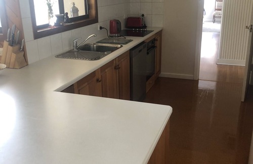 Myrtleford House | 9 Bird Avenue