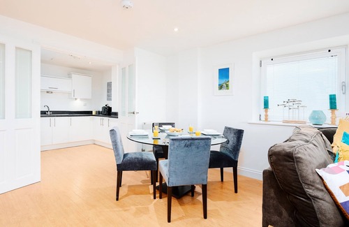Newquay Cottage | 9 Bredon Court - close to Fistral Beach and golf course, parking, dog friendly