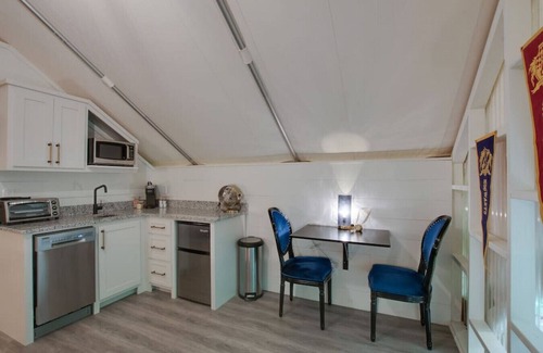 Groveoak RV Rental | #9 Hogwarts Luxury Glamping Tent Hogwarts Theme