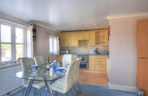 West Bay Cottage | 9 MARITIME HOUSE, family friendly in West Bay