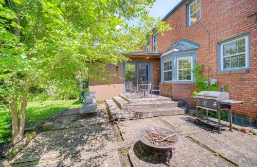 University Heights House | 9 Mi to Cleveland Home Near Hospitals and Colleges